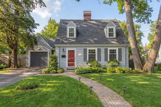 $1,299,000 | 123 Walnut Hill Road, Newton, MA 02461