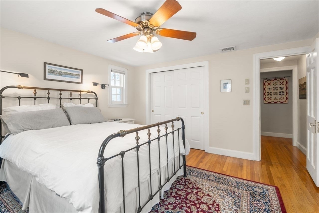 123 Walnut Hill Road Newton, MA 02461 - Photo 17 of 33