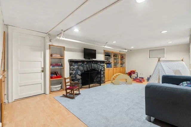 $1,299,000 | 123 Walnut Hill Road, Newton, MA 02461