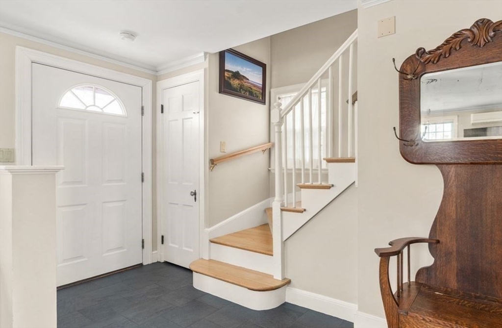 123 Walnut Hill Road Newton, MA 02461 - Photo 5 of 33