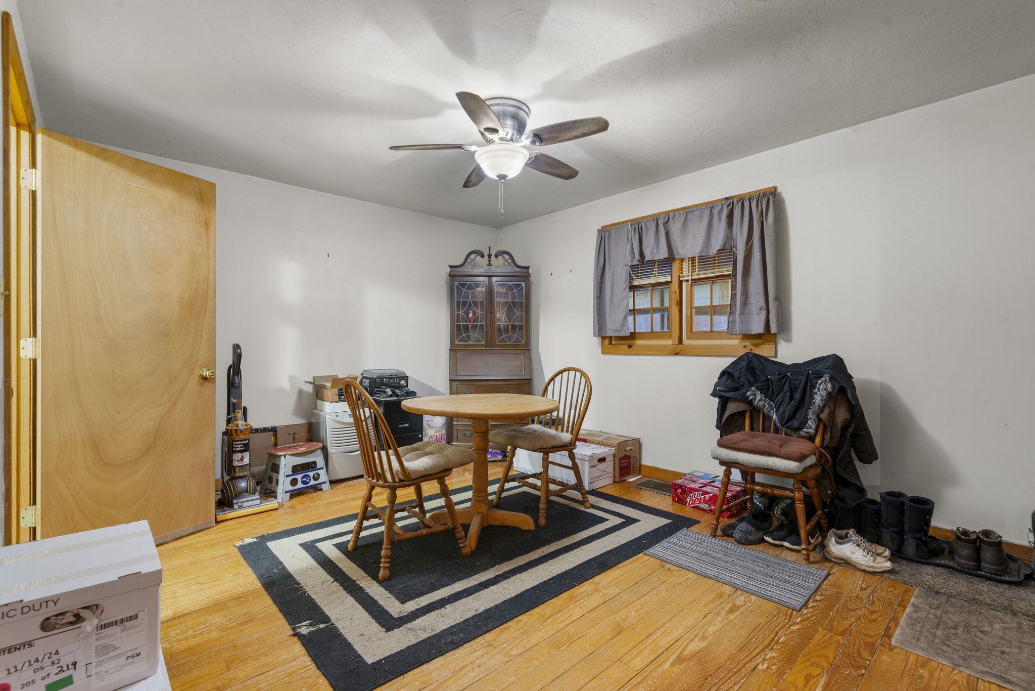 21 Depot Road Epsom, NH 03234 - Photo 11 of 48