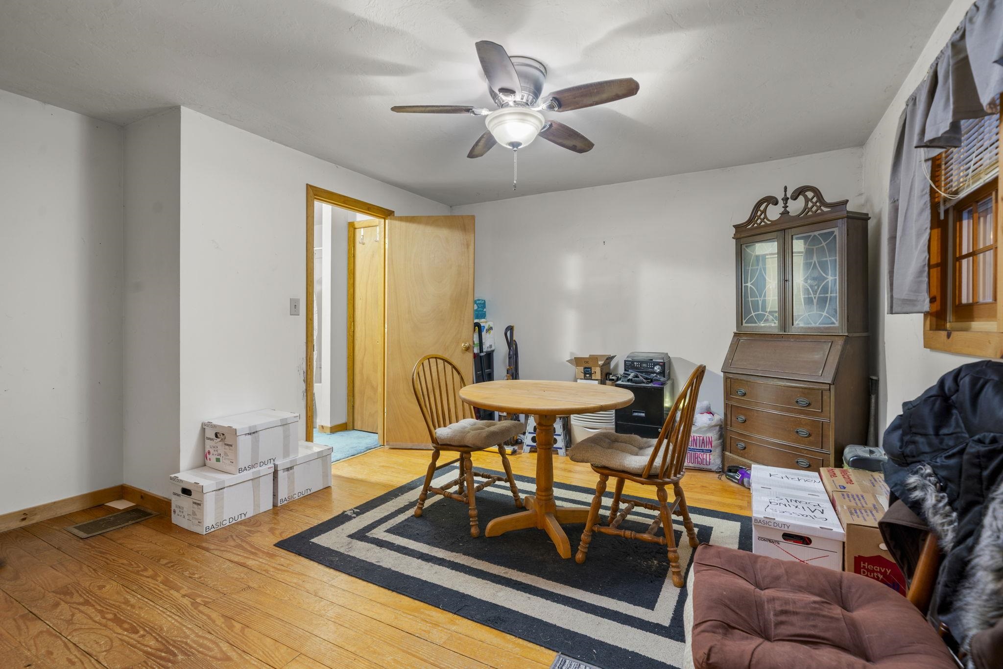 21 Depot Road Epsom, NH 03234 - Photo 12 of 48