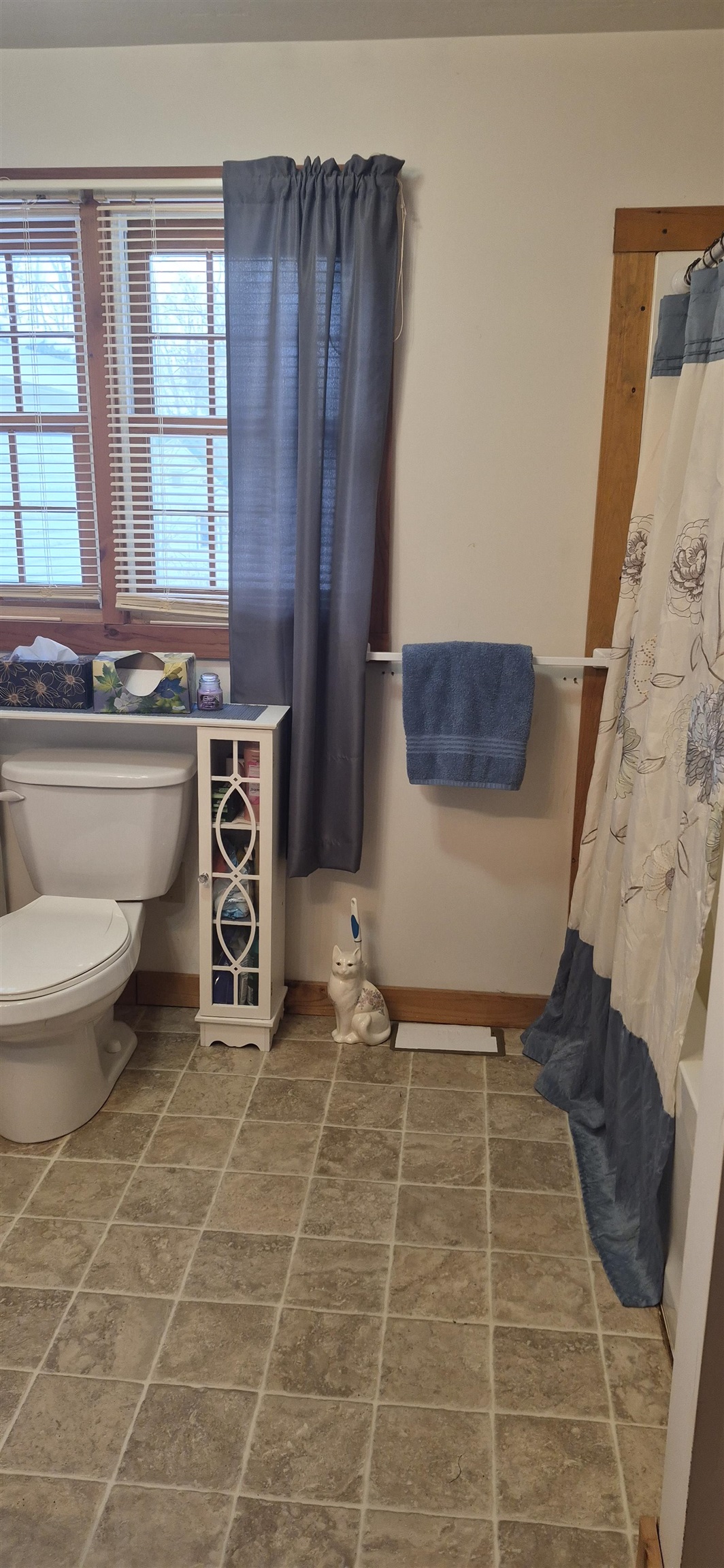 21 Depot Road Epsom, NH 03234 - Photo 14 of 48