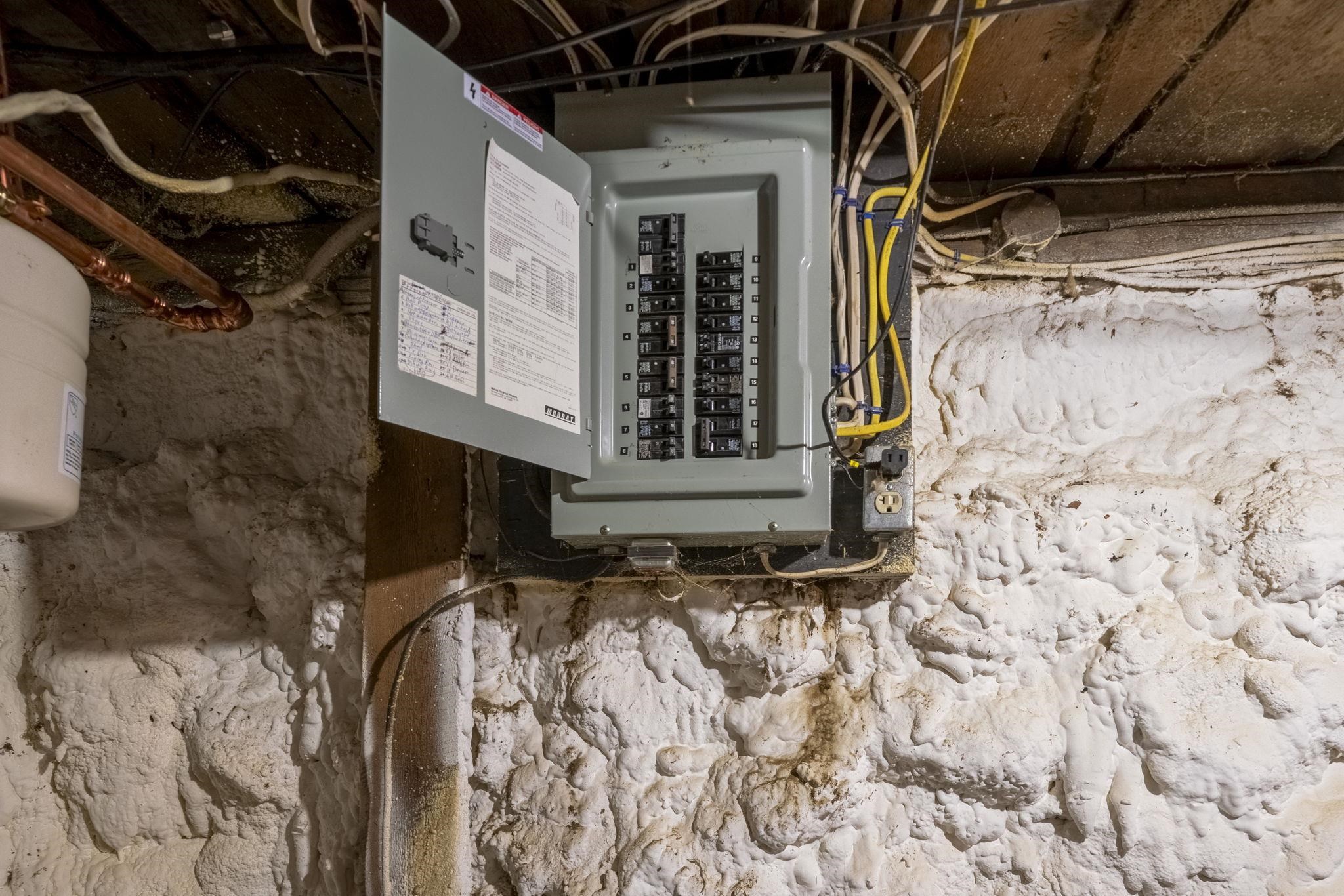 21 Depot Road Epsom, NH 03234 - Photo 32 of 48