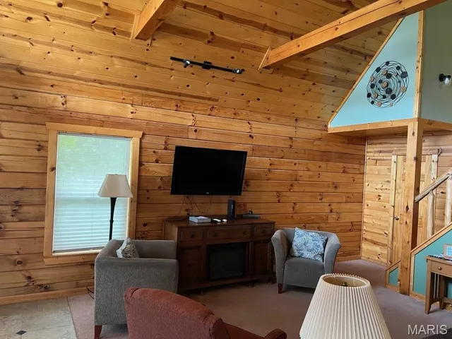 $375,000 | 108 Thurman Lake Road, Steelville, MO 65565