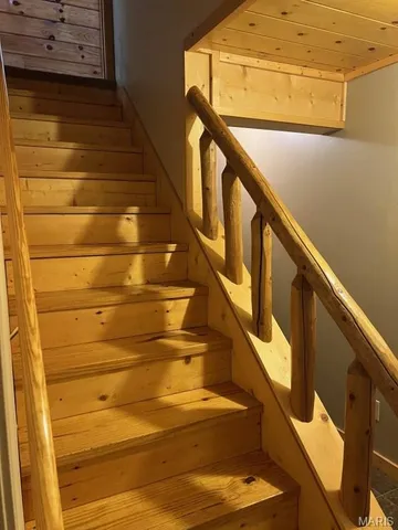 $375,000 | 108 Thurman Lake Road, Steelville, MO 65565