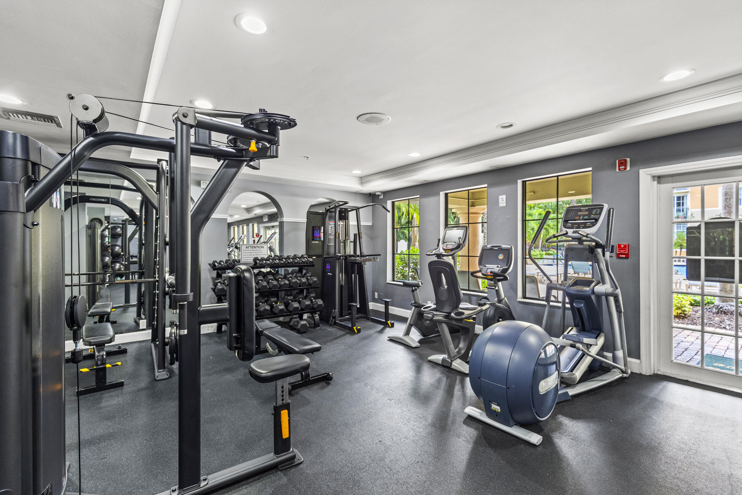 630 South Sapodilla Avenue, Unit 202 West Palm Beach, FL 33401 - Photo 18 of 31 a view of a room with gym equipment