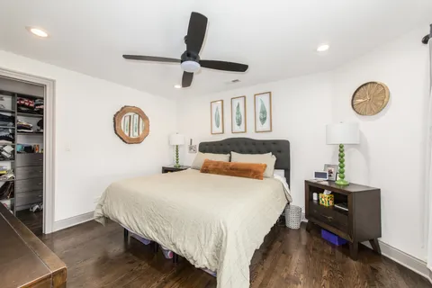 $1,195,000 | 6826 North Osceola Avenue, Chicago, IL 60631
