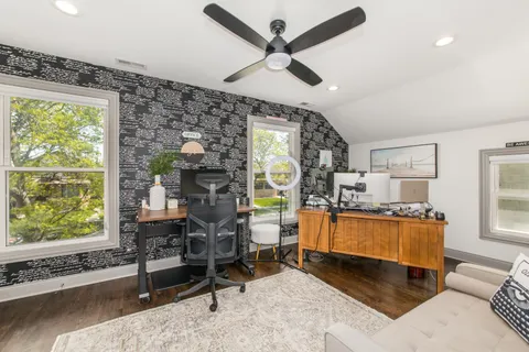 $1,195,000 | 6826 North Osceola Avenue, Chicago, IL 60631