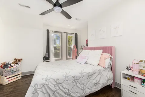 $1,195,000 | 6826 North Osceola Avenue, Chicago, IL 60631