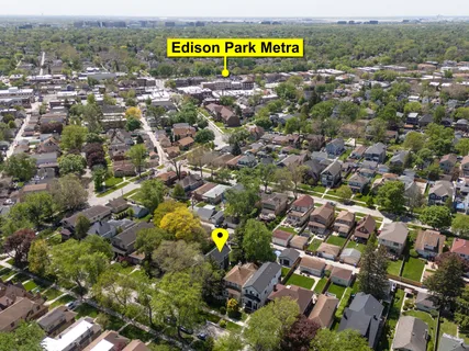 $1,195,000 | 6826 North Osceola Avenue, Chicago, IL 60631