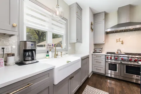 $1,195,000 | 6826 North Osceola Avenue, Chicago, IL 60631