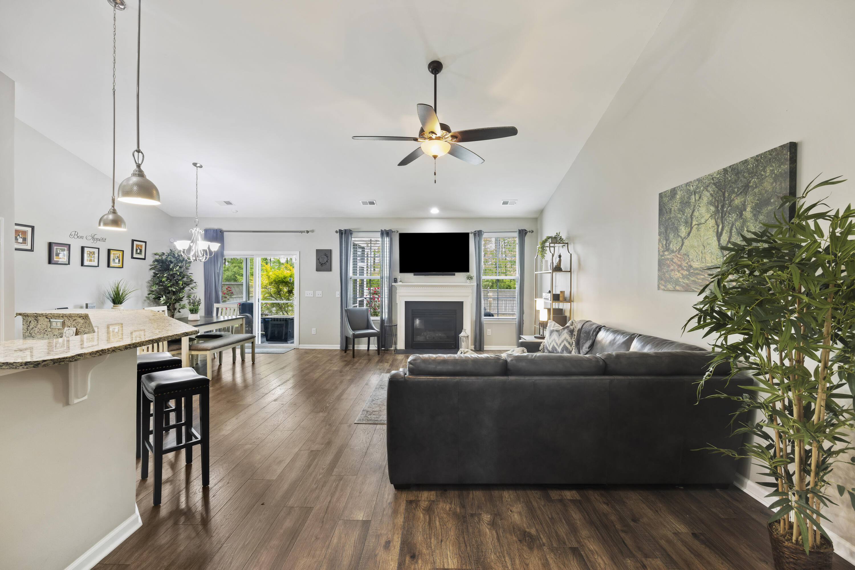 209 Spectrum Road Summerville, SC 29486 - Photo 13 of 36 243A9395