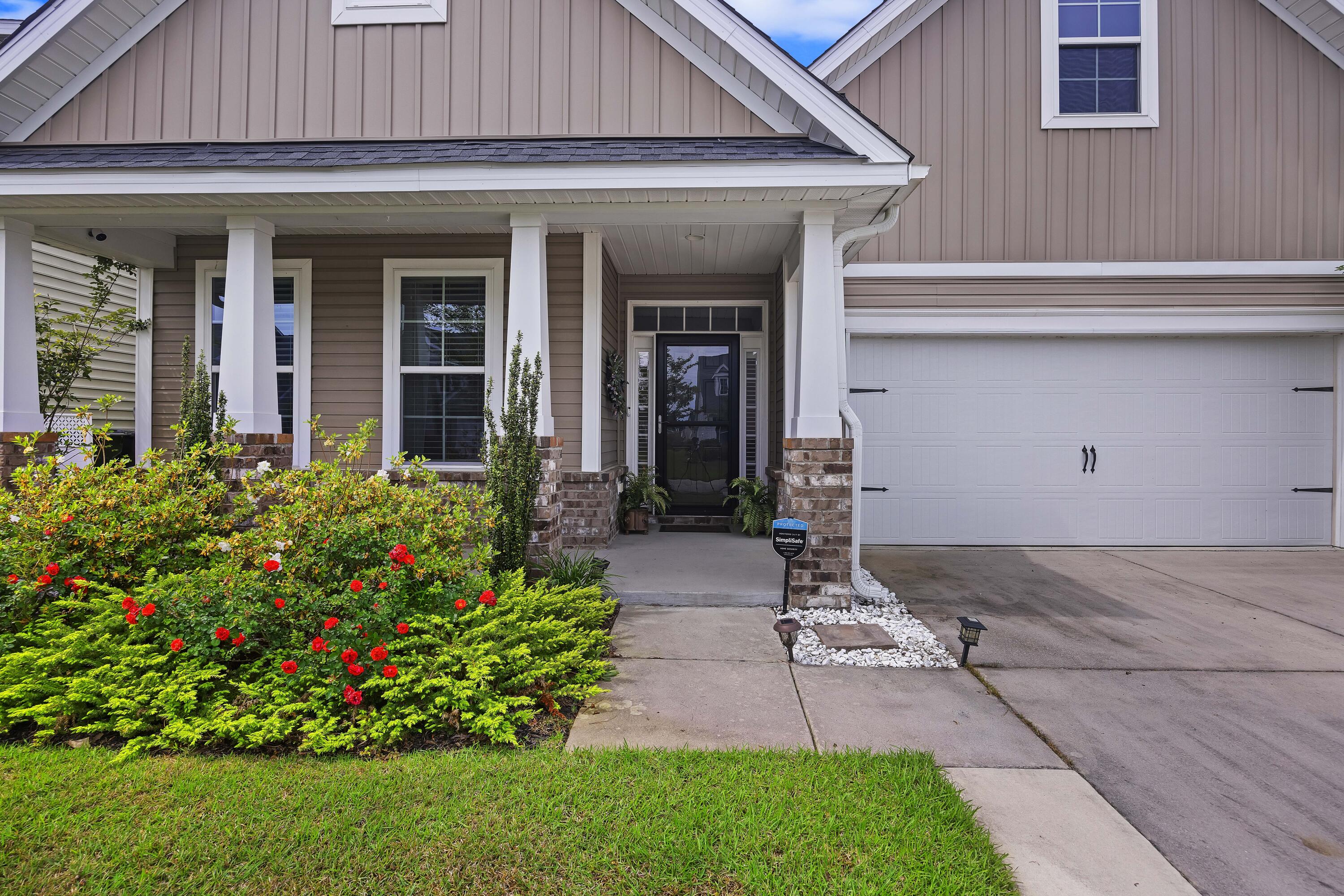 209 Spectrum Road Summerville, SC 29486 - Photo 3 of 36 243A9530