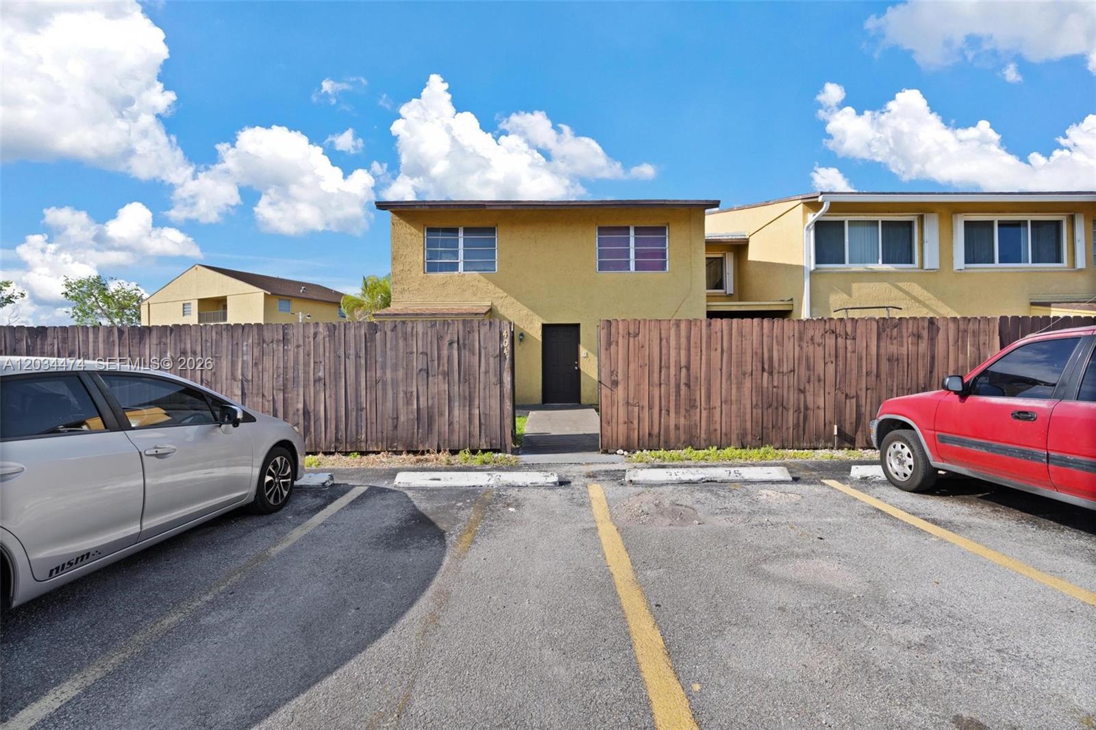 15460 Southwest 82nd Lane, Unit 404 Miami, FL 33193 - Photo 2 of 32