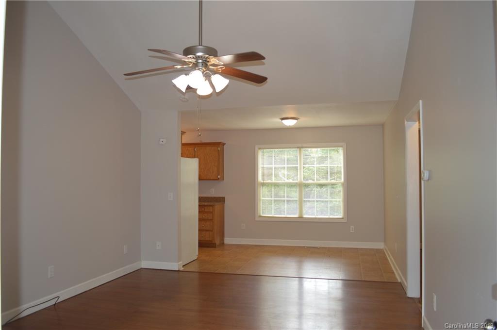 1682 Interstate View Avenue Gastonia, NC 28052 - Photo 4 of 24