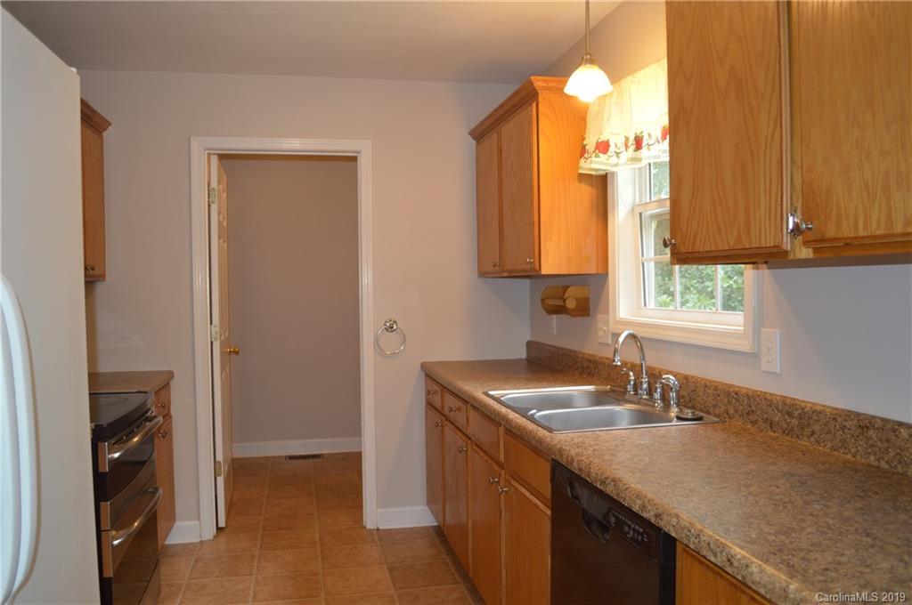 1682 Interstate View Avenue Gastonia, NC 28052 - Photo 7 of 24