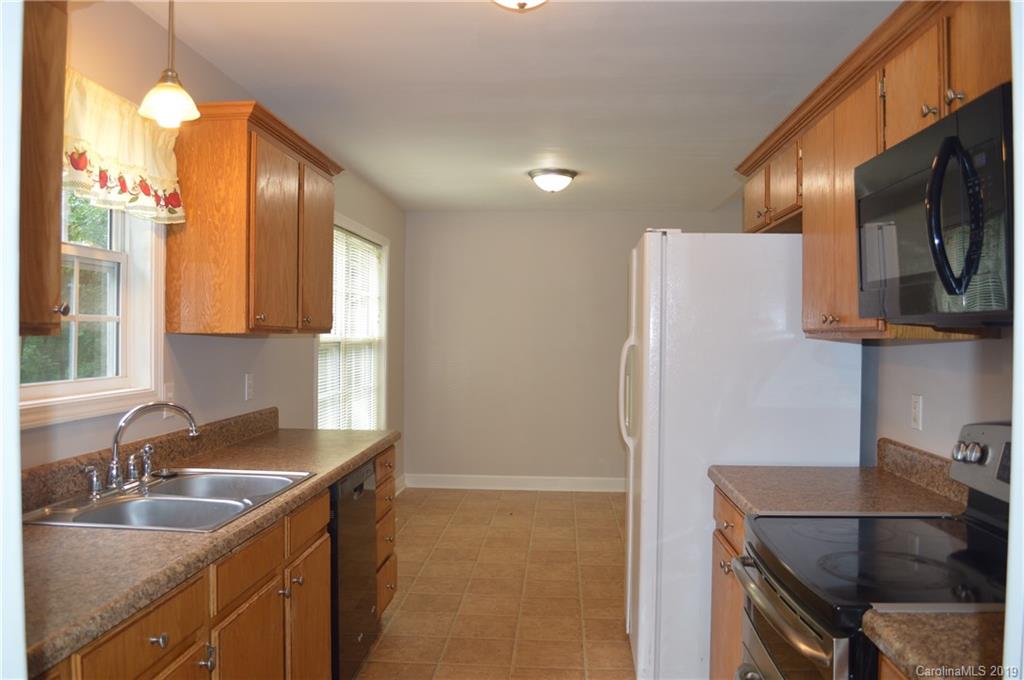 1682 Interstate View Avenue Gastonia, NC 28052 - Photo 8 of 24
