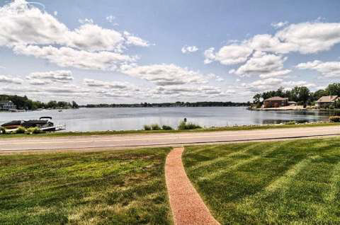 2265 Wiggins Road Fenton, MI 48430 - Photo 29 of 37 20443256-28.JPG