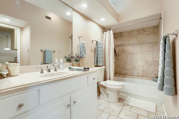 $135,000 | 8655 Datapoint, Unit 403, San Antonio, TX 78229