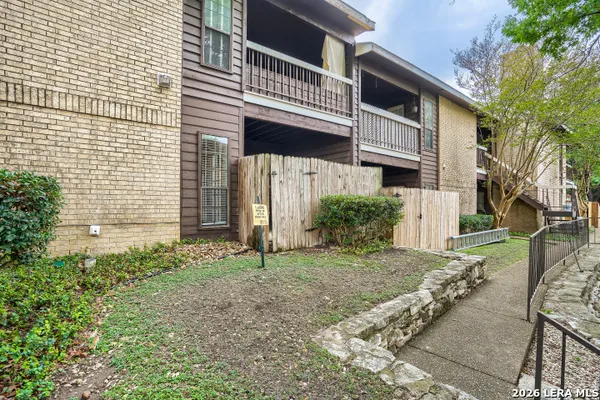 $135,000 | 8655 Datapoint, Unit 403, San Antonio, TX 78229