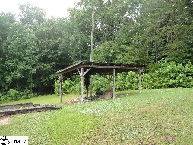 526 Gravley Road Pickens, SC 29671 - Photo 3 of 8 Gallery Image 3