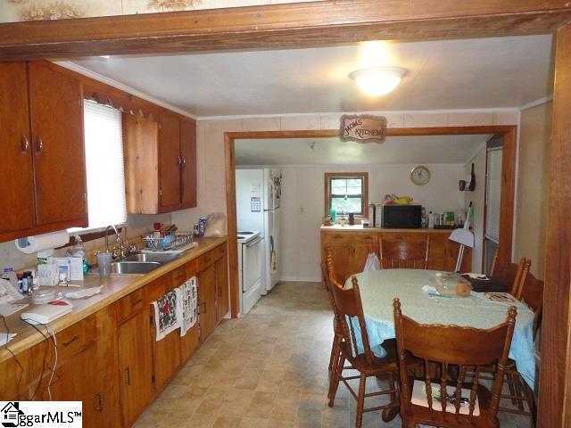 526 Gravley Road Pickens, SC 29671 - Photo 7 of 8 Gallery Image 7