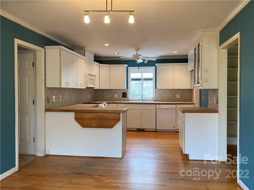 887 Concord Road Davidson, NC 28036 - Photo 5 of 16