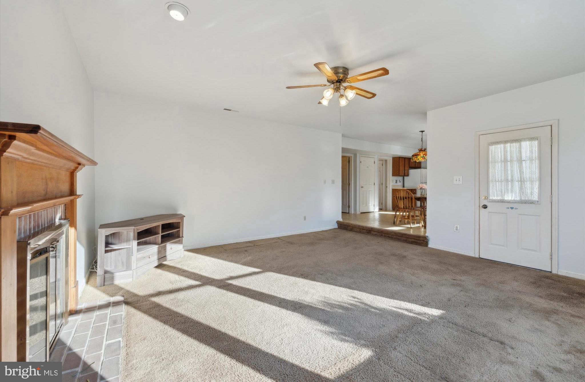 201 Winthrop Lane Wayne, PA 19087 - Photo 17 of 37