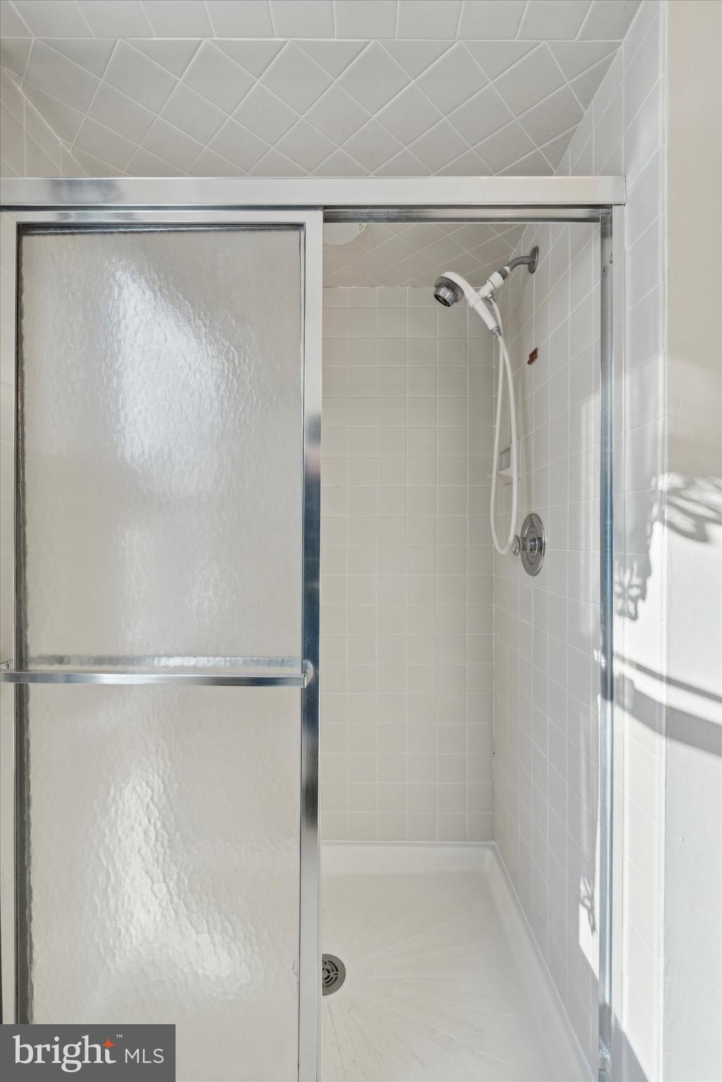 201 Winthrop Lane Wayne, PA 19087 - Photo 23 of 37