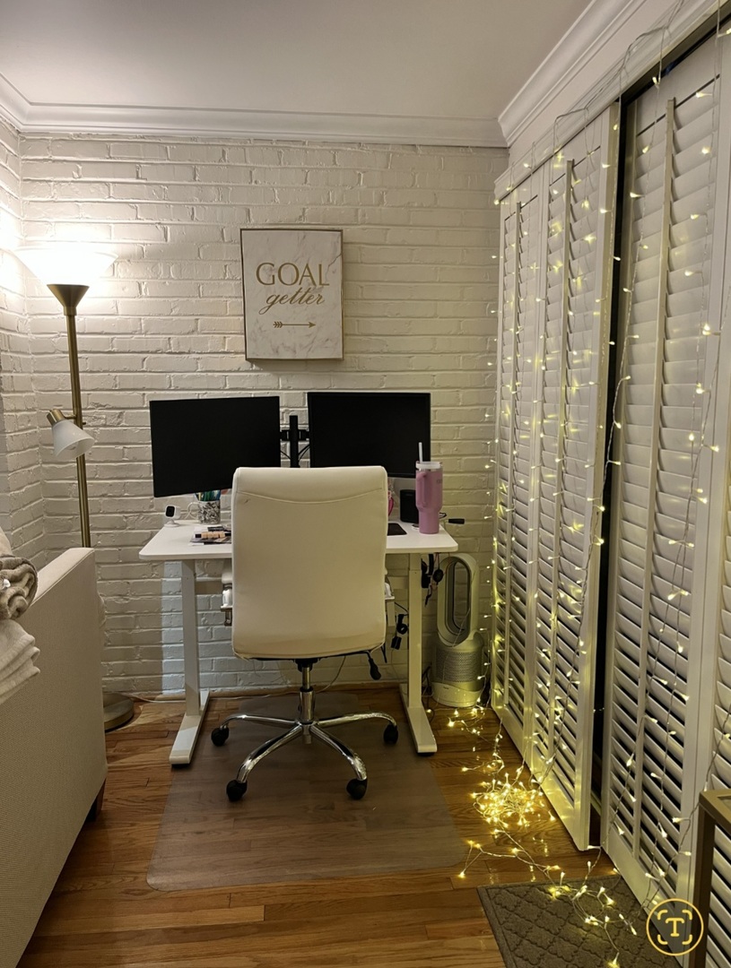 643 West Barry Avenue, Unit 1A Chicago, IL 60657 - Photo 14 of 21