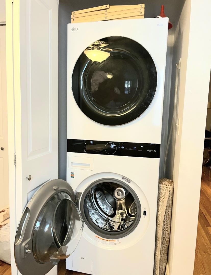 643 West Barry Avenue, Unit 1A Chicago, IL 60657 - Photo 19 of 21