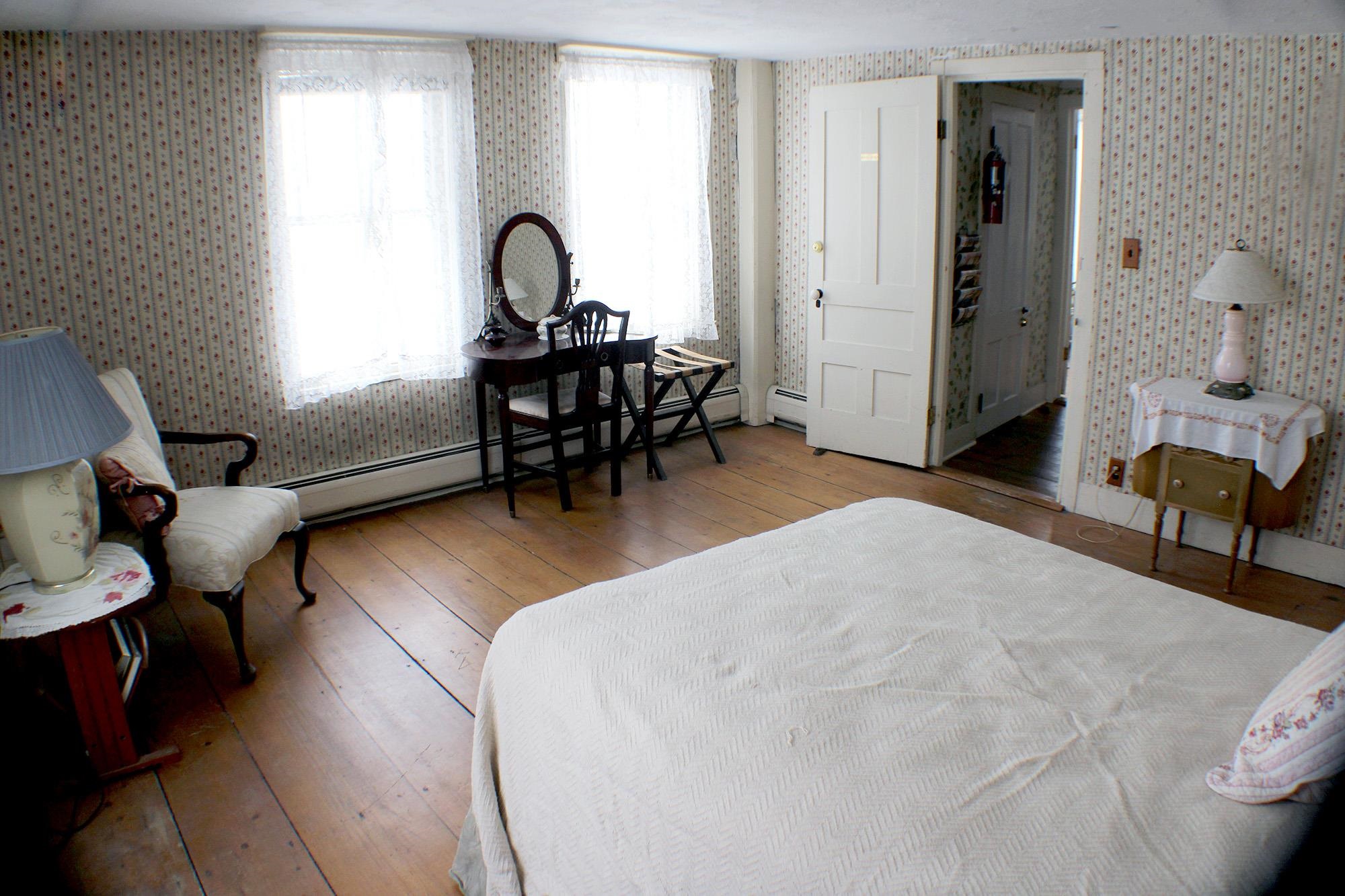 24 Stone Road Brookfield, VT 05036 - Photo 11 of 40