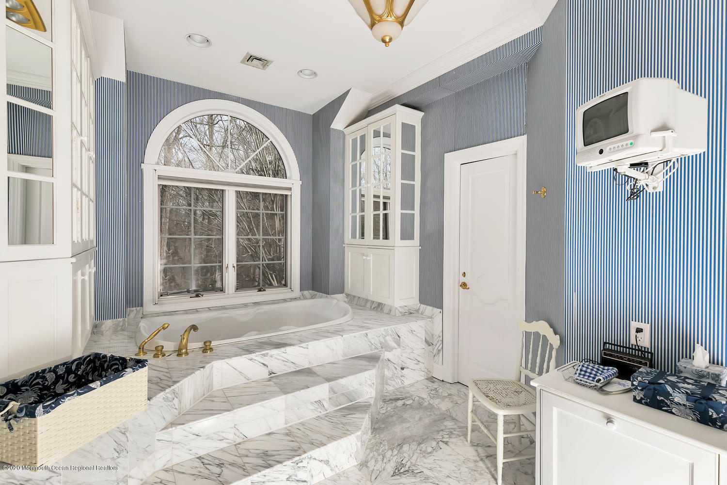 660 Cooper Road Atlantic Highlands, NJ 07716 - Photo 16 of 43 660 Cooper Rd Atlantic-large-026-037-1F8