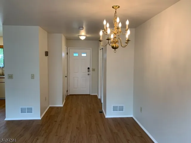 $2,400 | 12 Pear Court, Flemington, NJ 08822