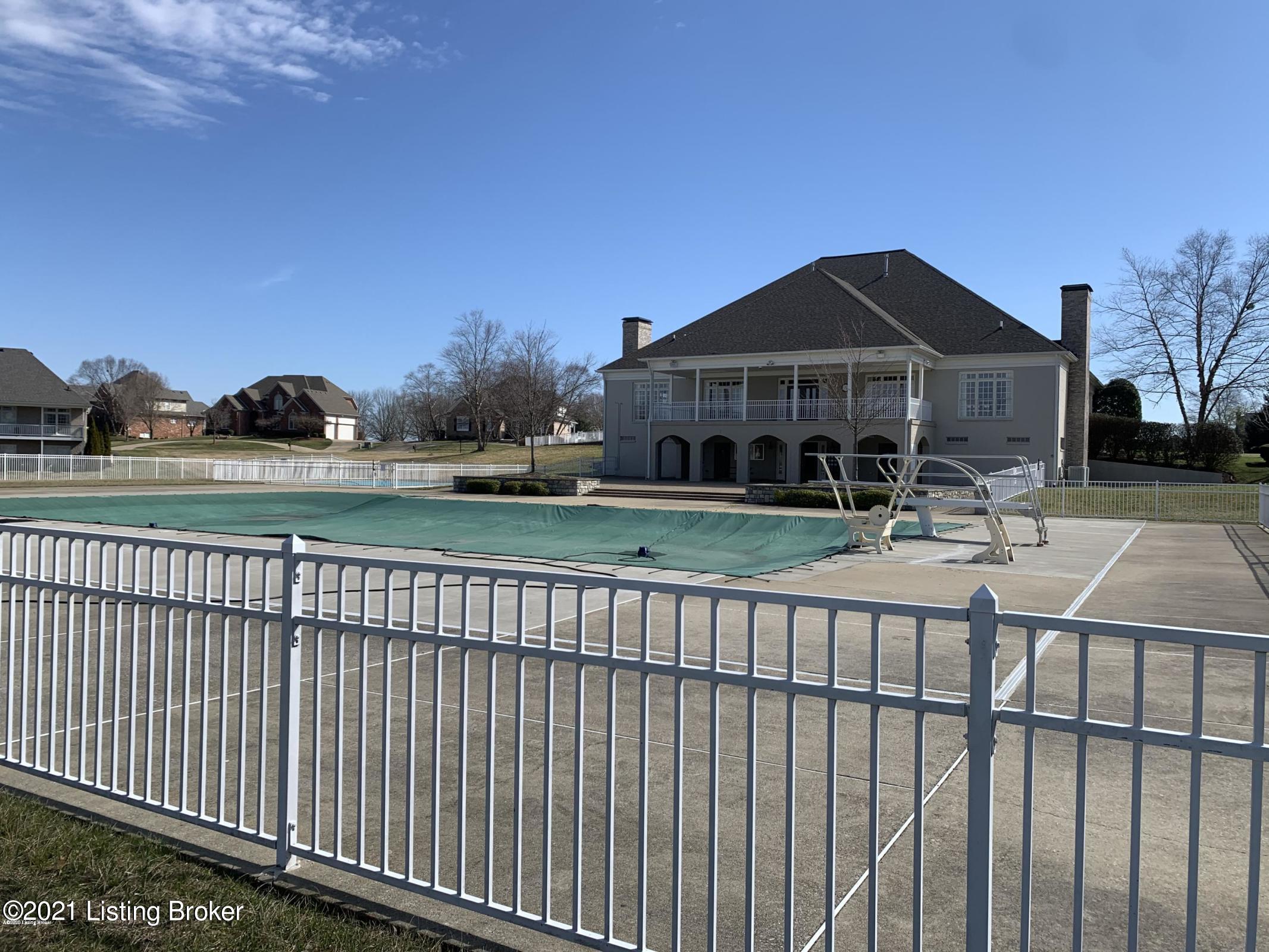 13324 Ridgemoor Drive Prospect, KY 40059 - Photo 76 of 78 20200521120110308604000000-o