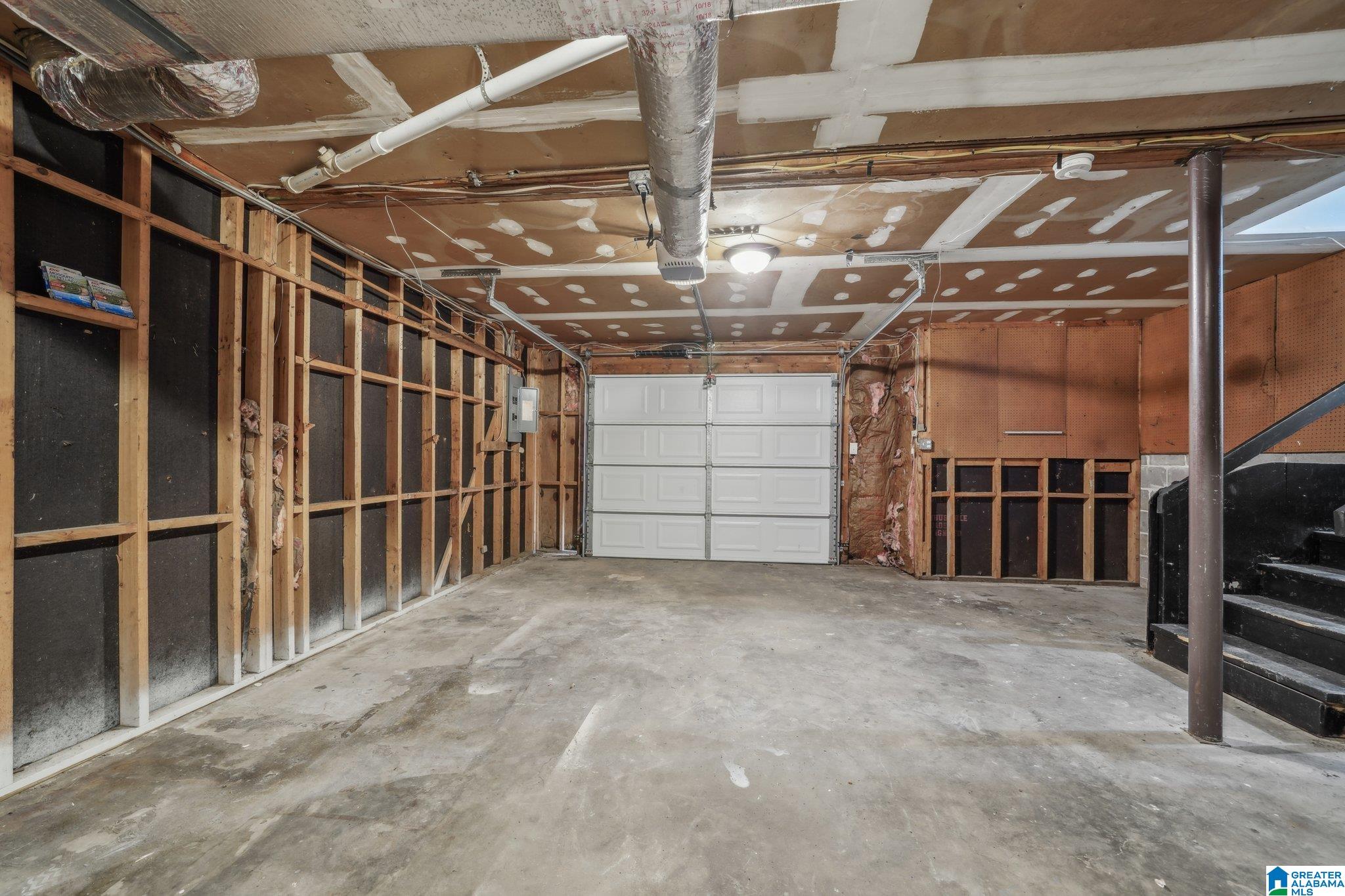 1056 Cardinal Circle Bessemer, AL 35023 - Photo 27 of 36