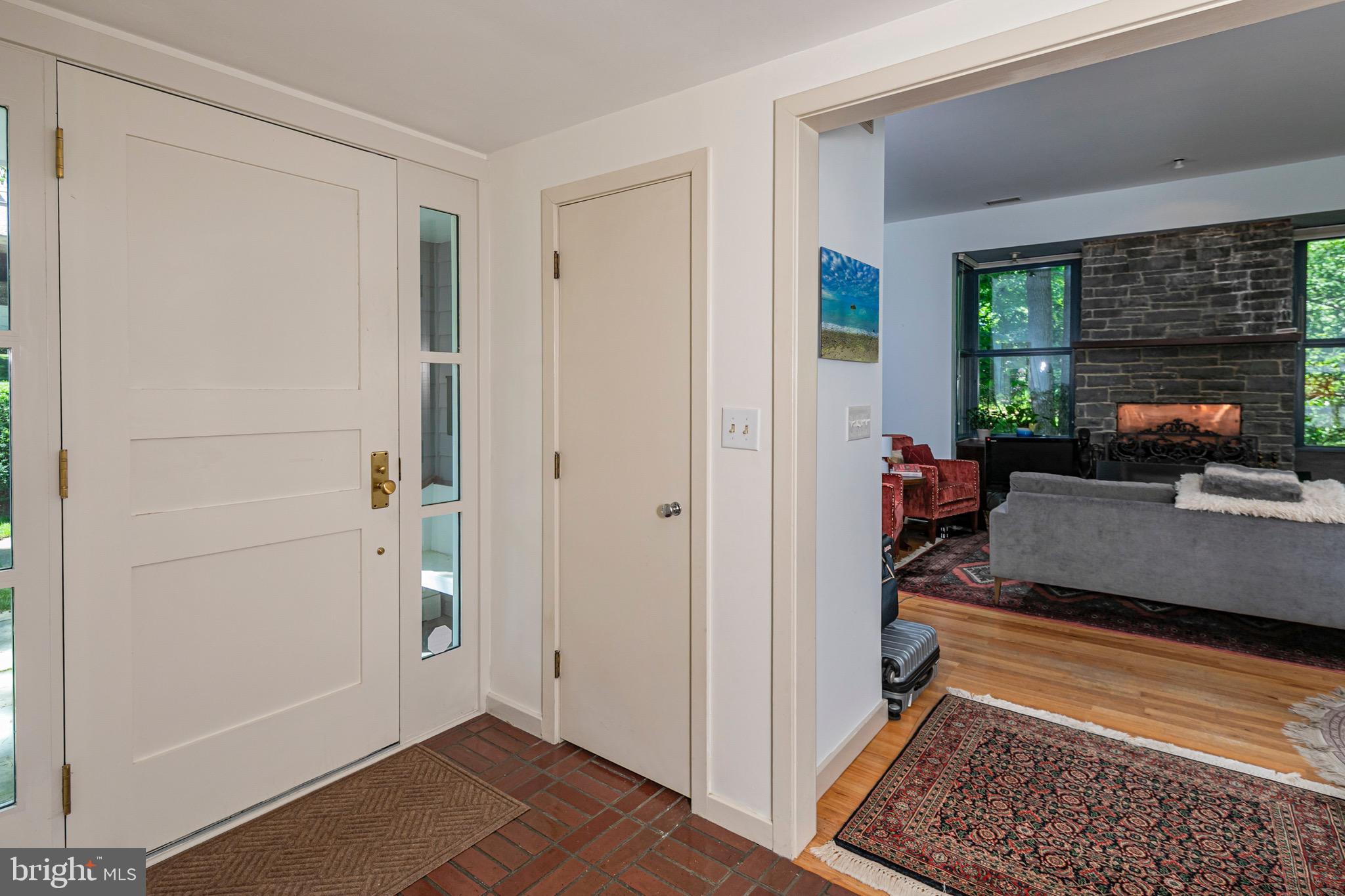 85 Westcott Road Princeton, NJ 08540 - Photo 3 of 34