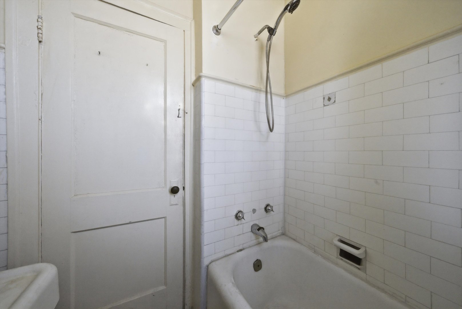 4748 South Pulaski Road Chicago, IL 60632 - Photo 18 of 46