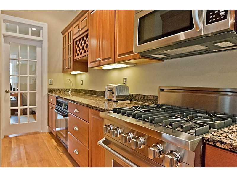 2 Granite Ridge Road, Unit 2 Cumberland Foreside, ME 04110 - Photo 7 of 28 Kitchen.