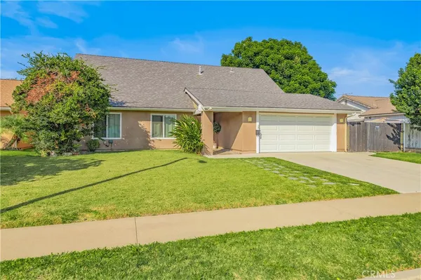 front view of house with a yard