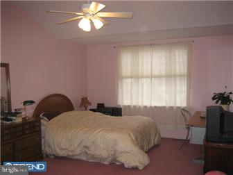 3202 Riding Court Chalfont, PA 18914 - Photo 7 of 11 Gallery Image 7