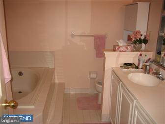 3202 Riding Court Chalfont, PA 18914 - Photo 8 of 11 Gallery Image 8