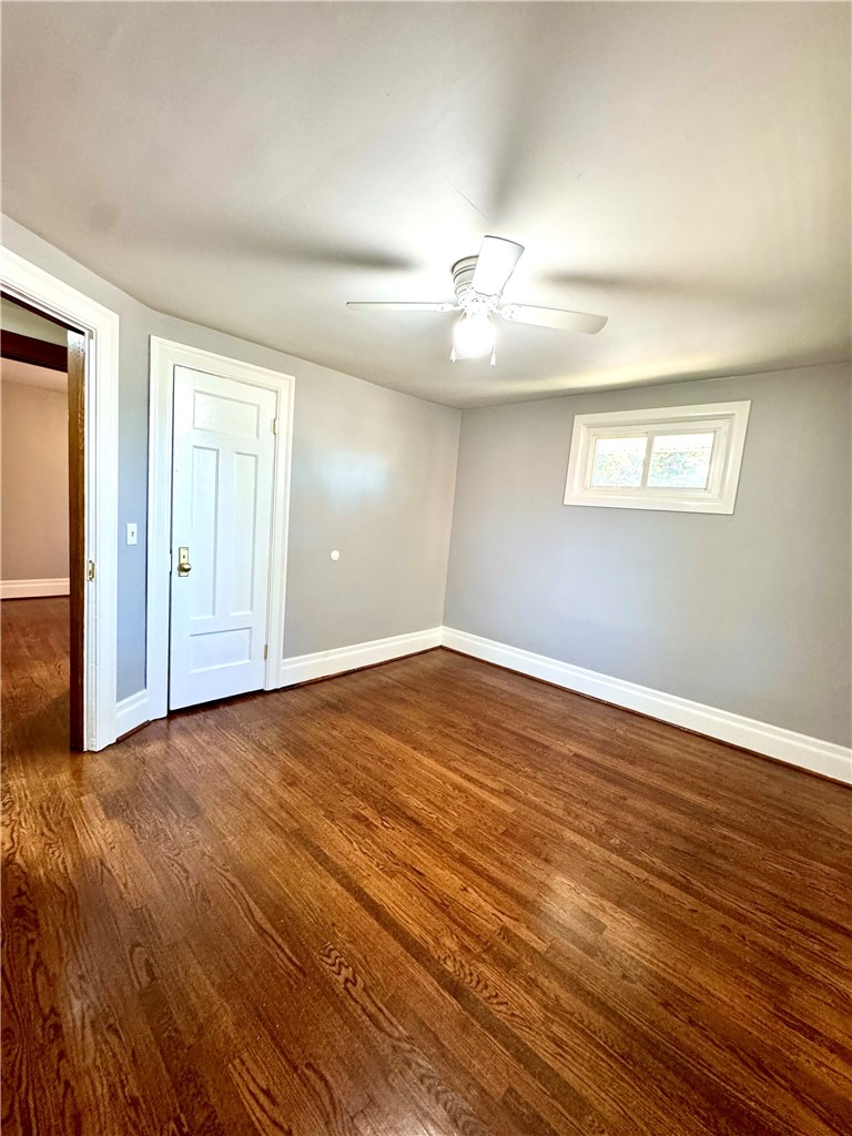 451 Lake View Park Rochester, NY 14613 - Photo 18 of 37