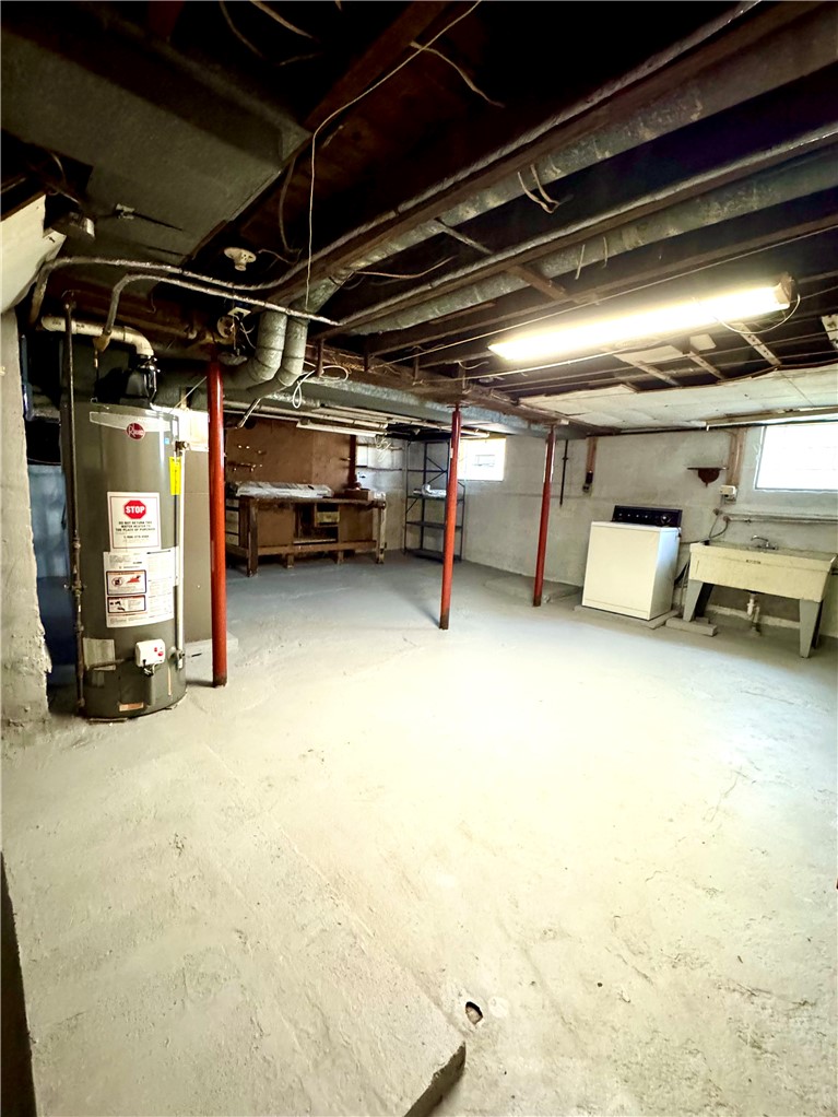 451 Lake View Park Rochester, NY 14613 - Photo 29 of 37