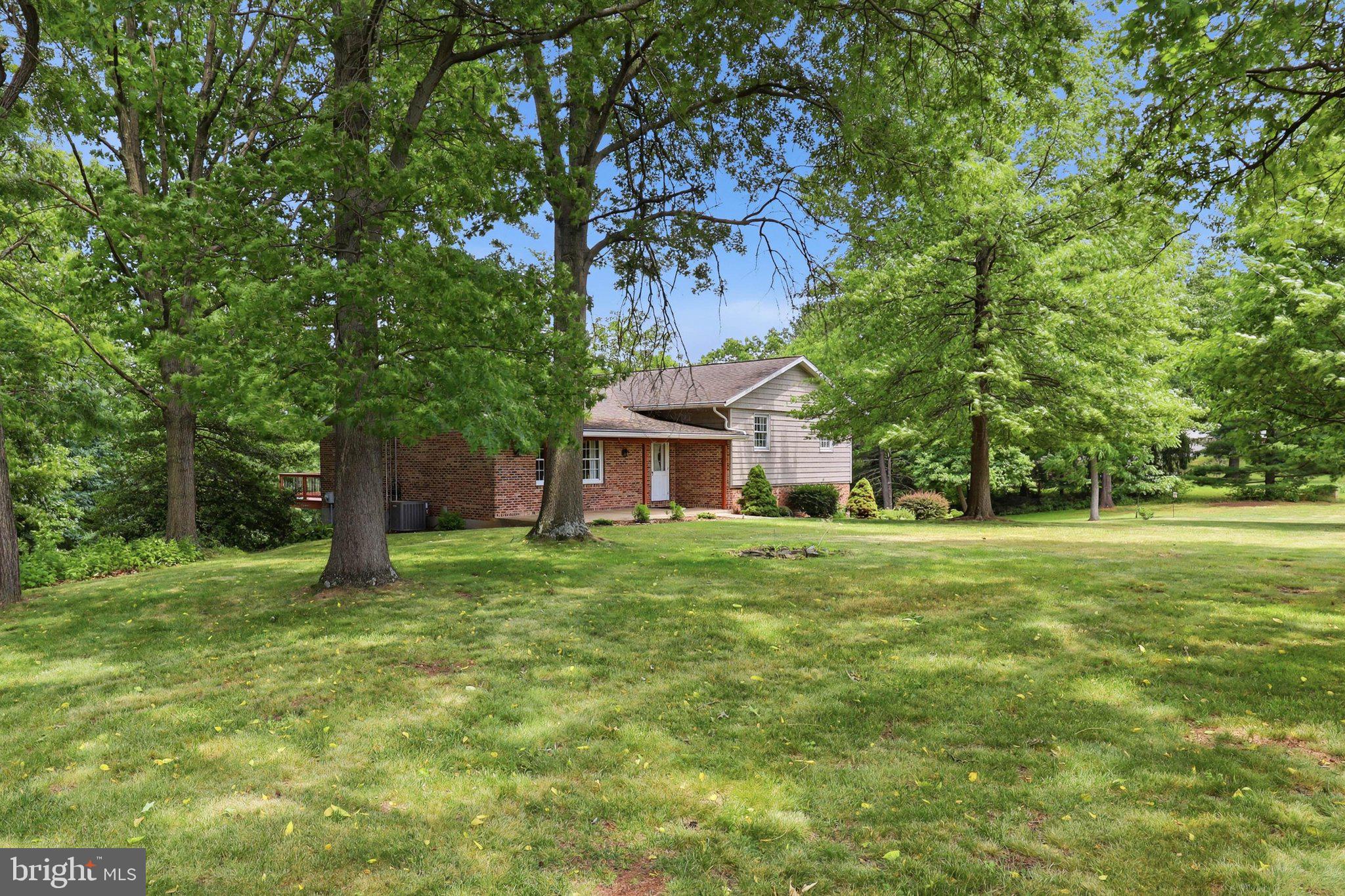 123 Deck Road Womelsdorf, PA 19567 - Photo 6 of 51