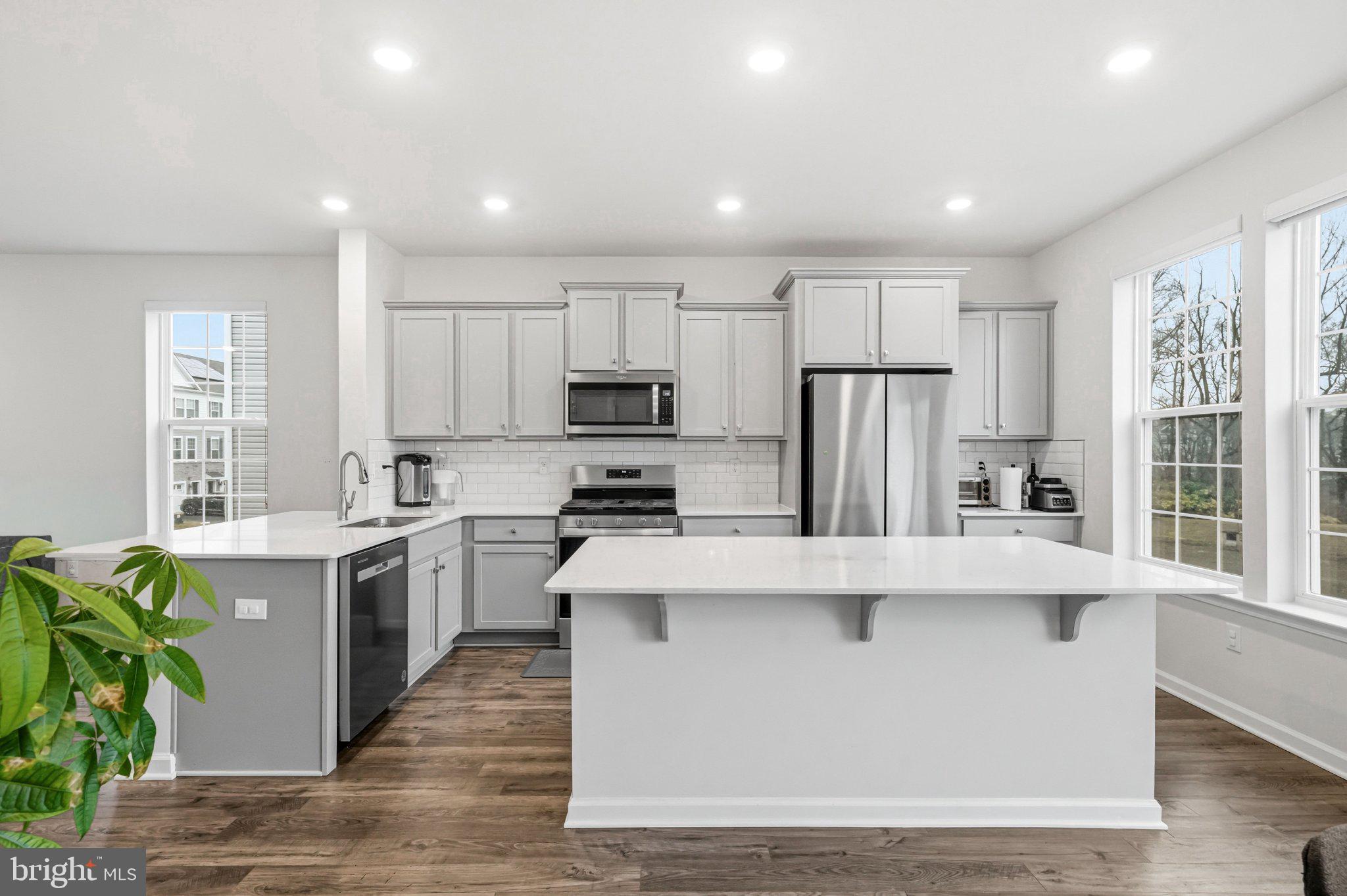 20 Sisters Farmstead Road Mount Laurel, NJ 08054 - Photo 19 of 39 Modern kitchen with bright ambiance.