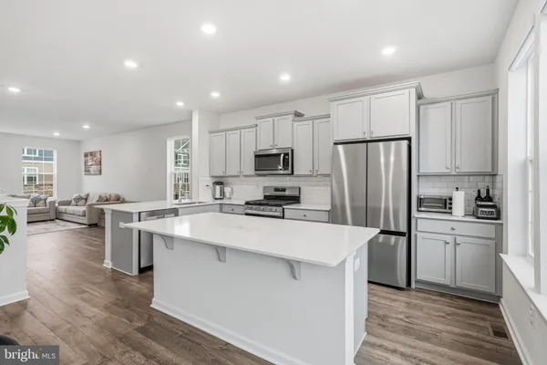 $555,000 | 20 Sisters Farmstead Road, Mount Laurel, NJ 08054