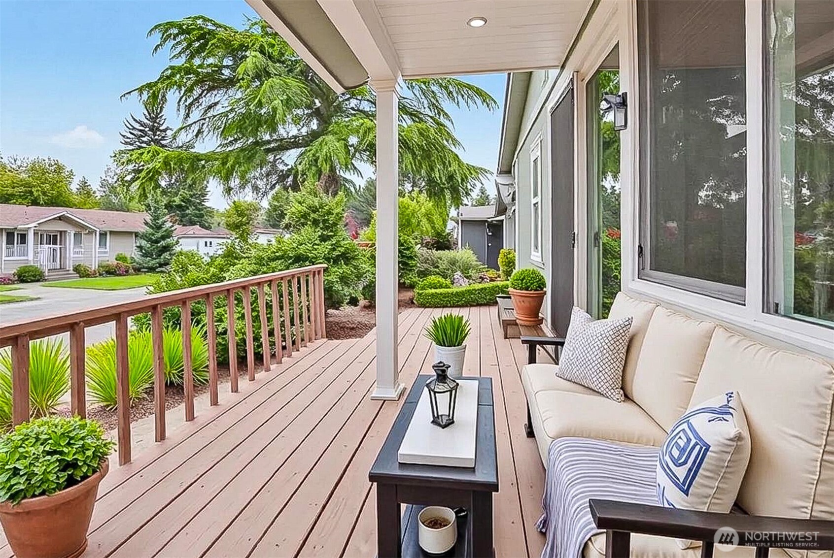 905 243rd Street Southwest Bothell, WA 98021 - Photo 23 of 37 a view of balcony with furniture