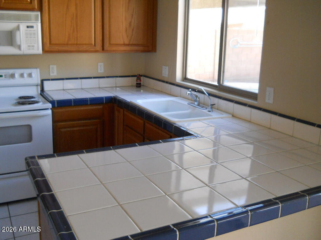 11182 West Granada Road Avondale, AZ 85392 - Photo 6 of 7 DSCN0739